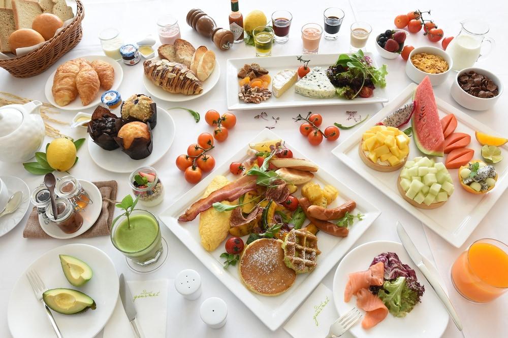 Dusit Suites Hotel Ratchadamri, בנגקוק מראה חיצוני תמונה Turkish breakfast